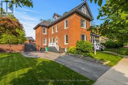 72 COLBORNE STREET Goderich (Goderich (Town)), ON N7A 2V9