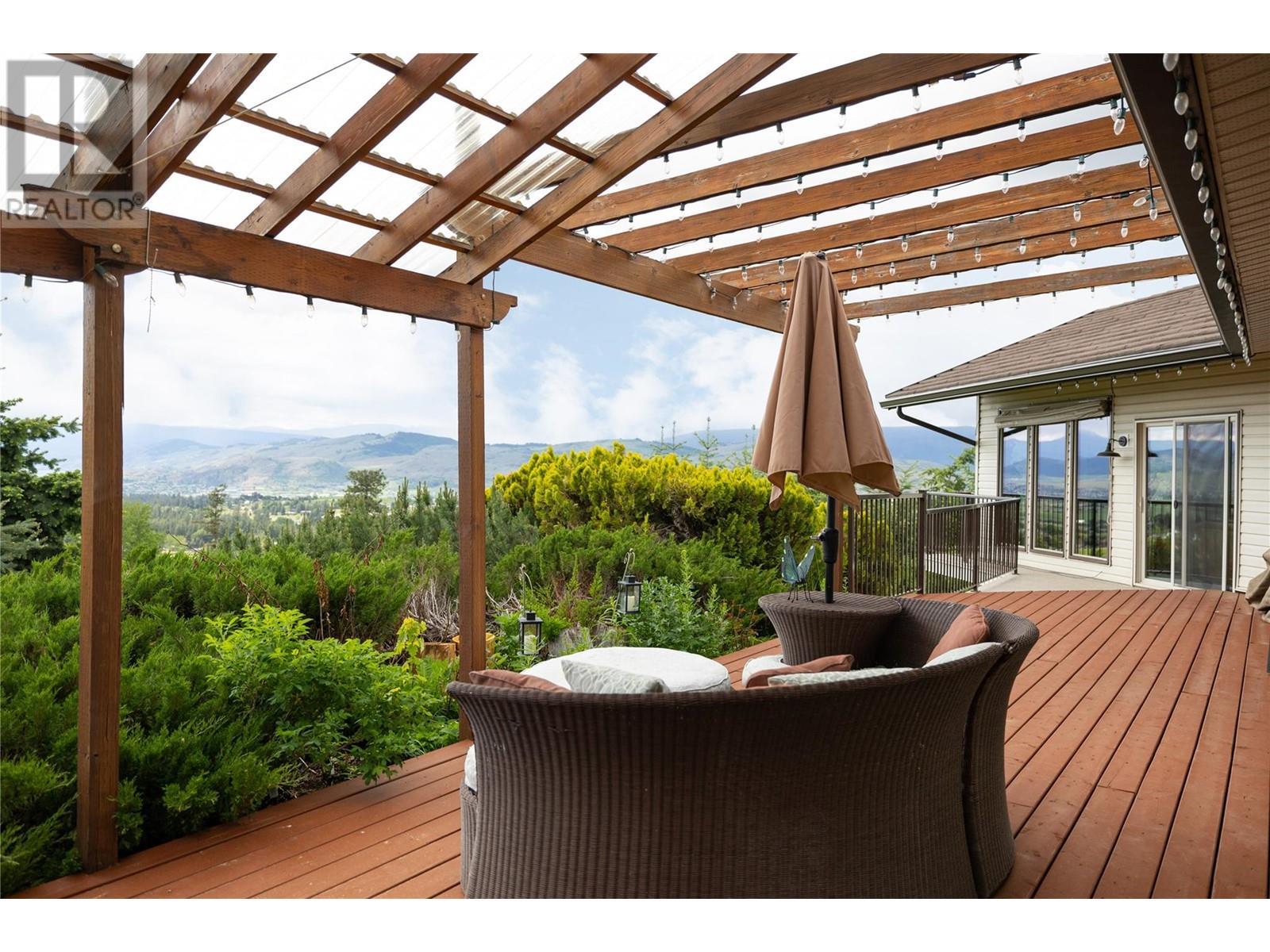 5620 Neil Road, Vernon, BC - Outdoor With Deck Patio Veranda