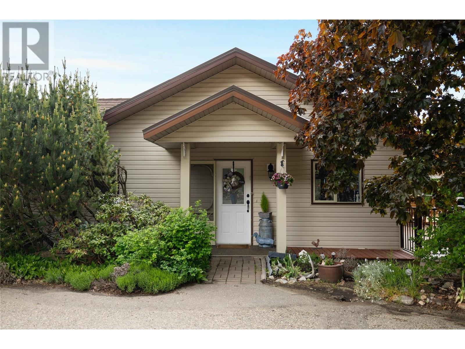 Secondary attached house - 5620 Neil Road, Vernon, BC - Outdoor