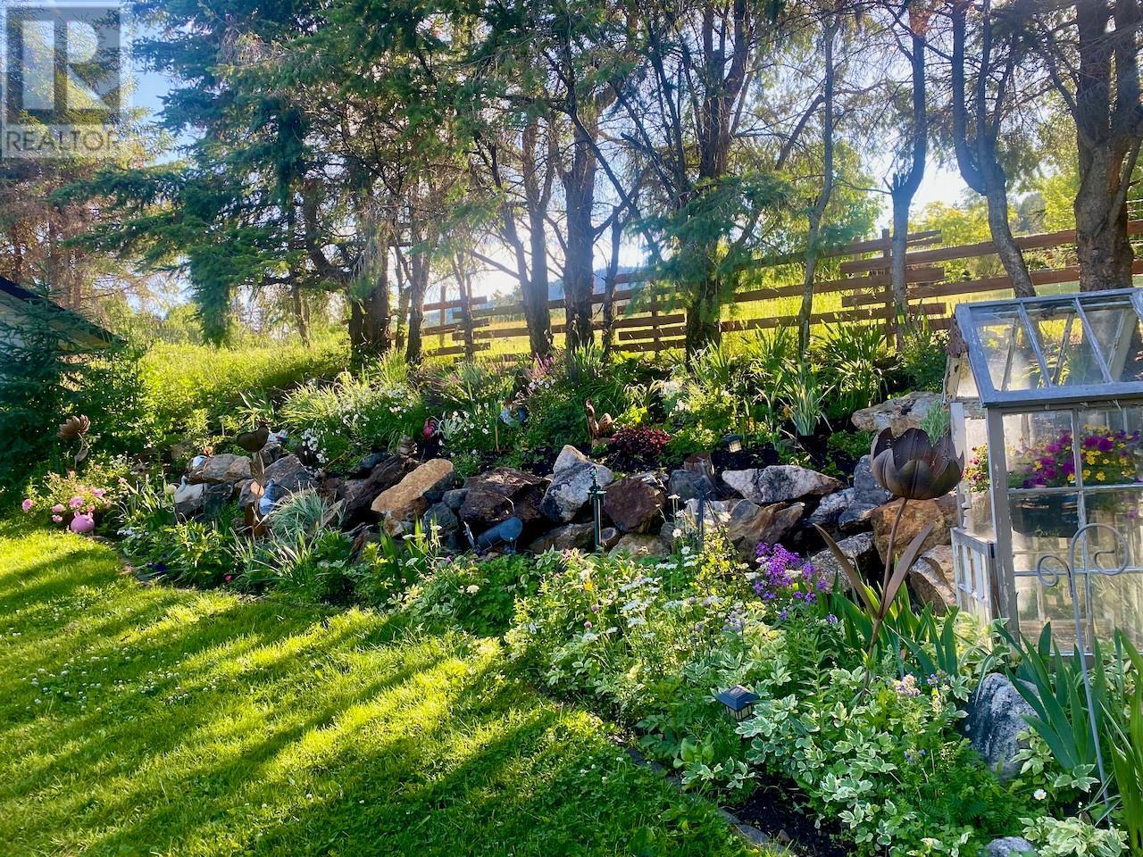 5620 Neil Road, Vernon, BC - Outdoor