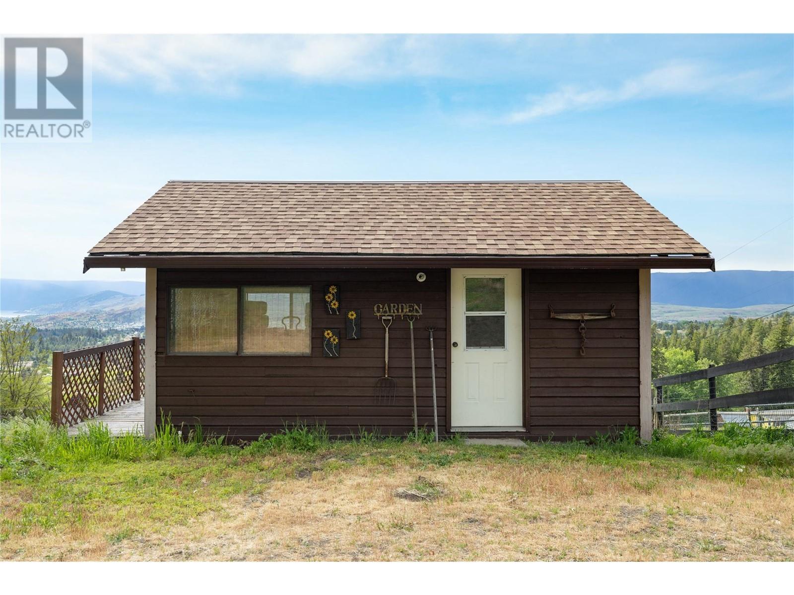 5620 Neil Road, Vernon, BC - Outdoor