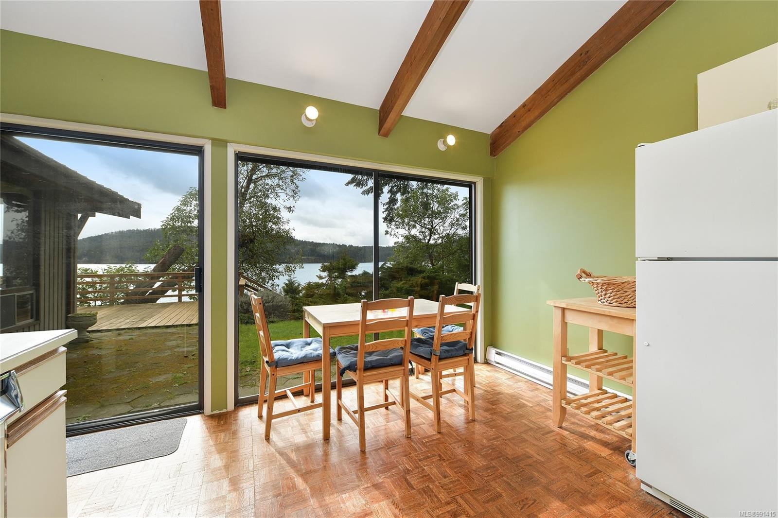 524 Bay Trnabt, Mayne Island, BC