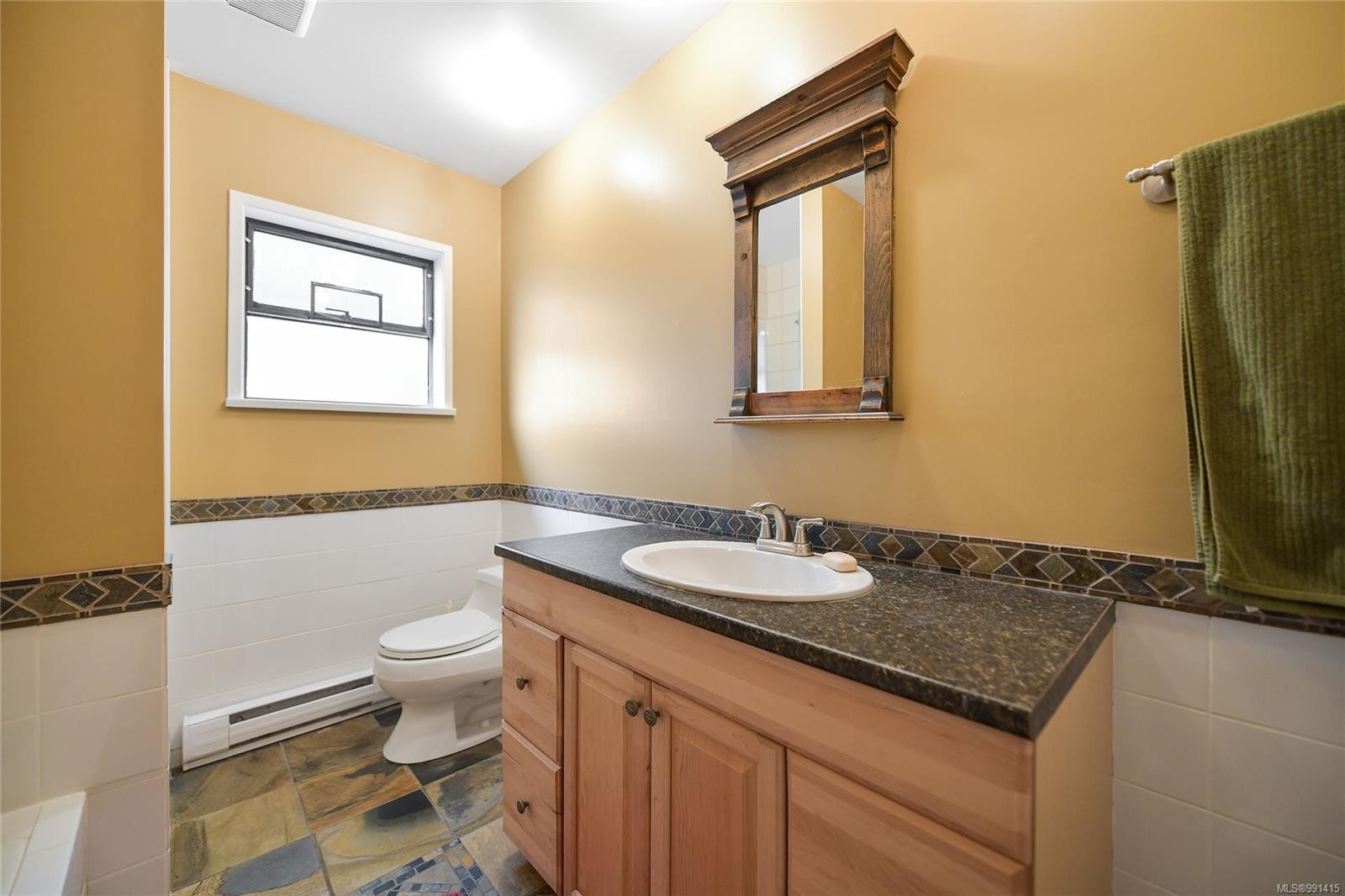 524 Bay Trnabt, Mayne Island, BC