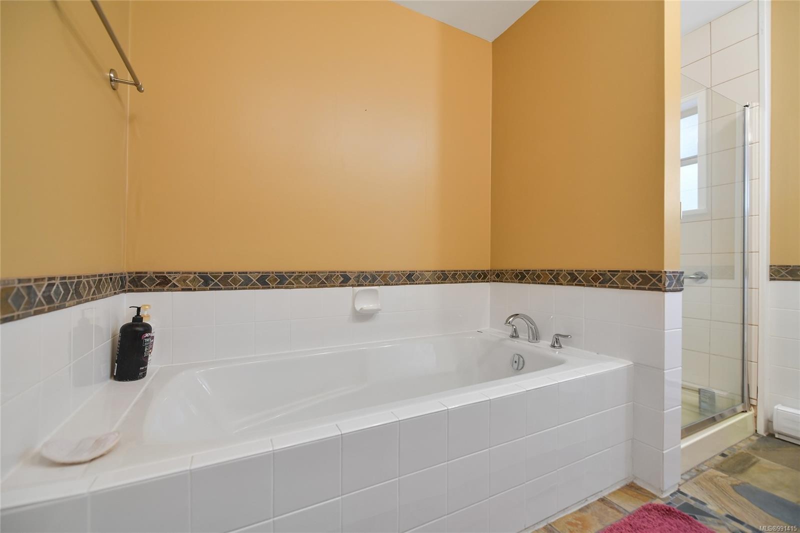 524 Bay Trnabt, Mayne Island, BC