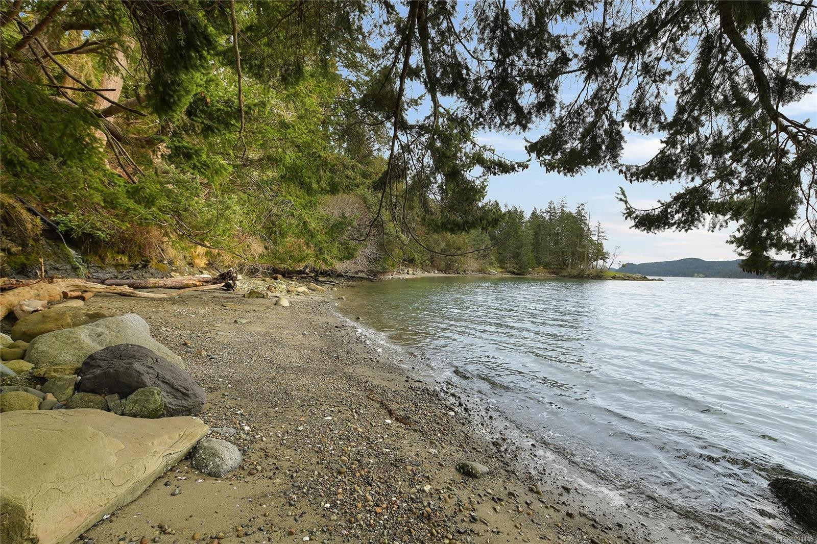524 Bay Trnabt, Mayne Island, BC