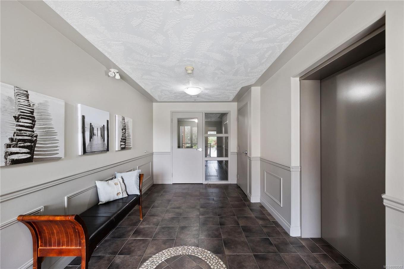 415-3666 Royal Vista Way, Courtenay, BC - Indoor Photo Showing Other Room