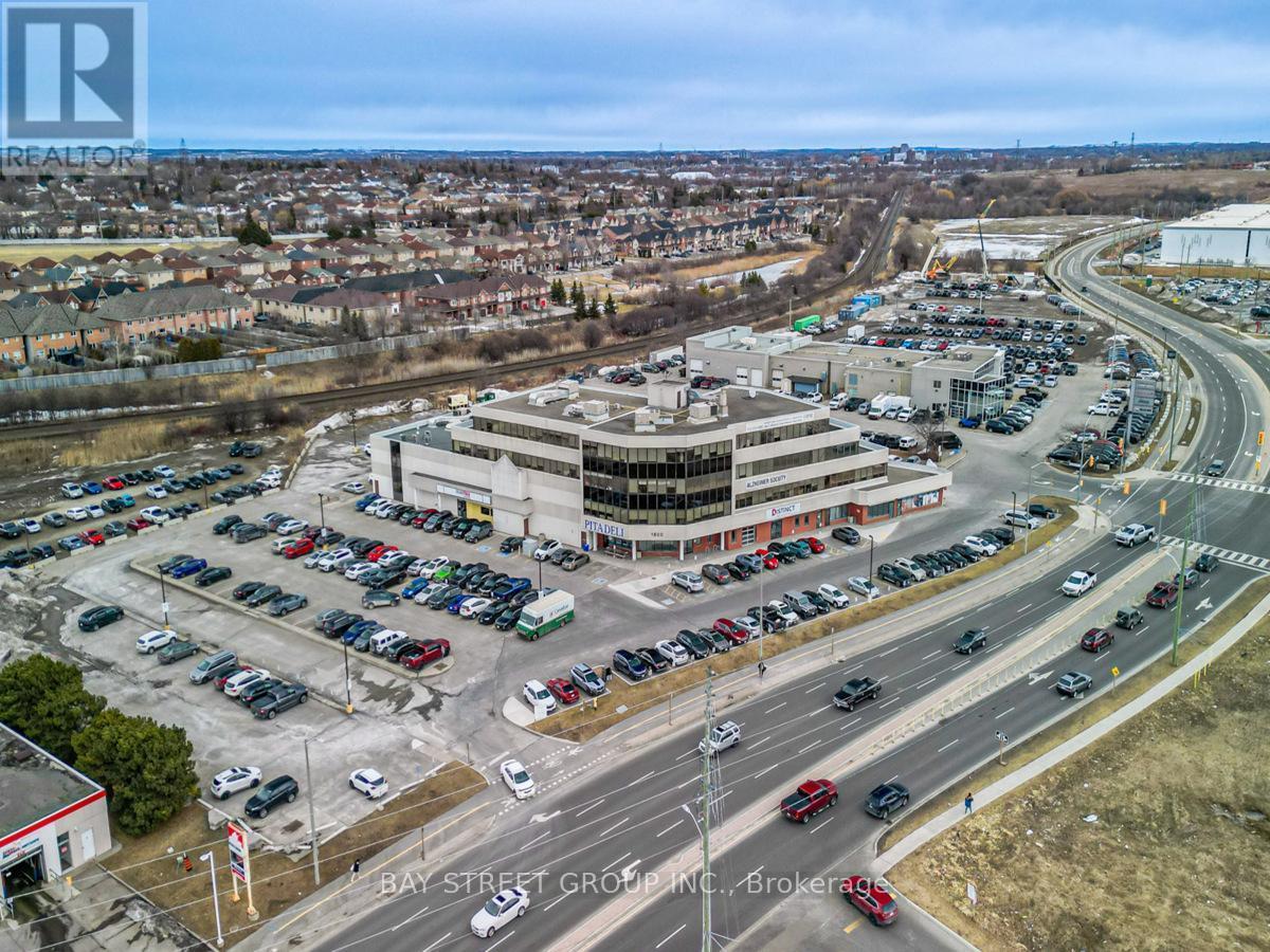 1600 Stellar Drive, Whitby, ON