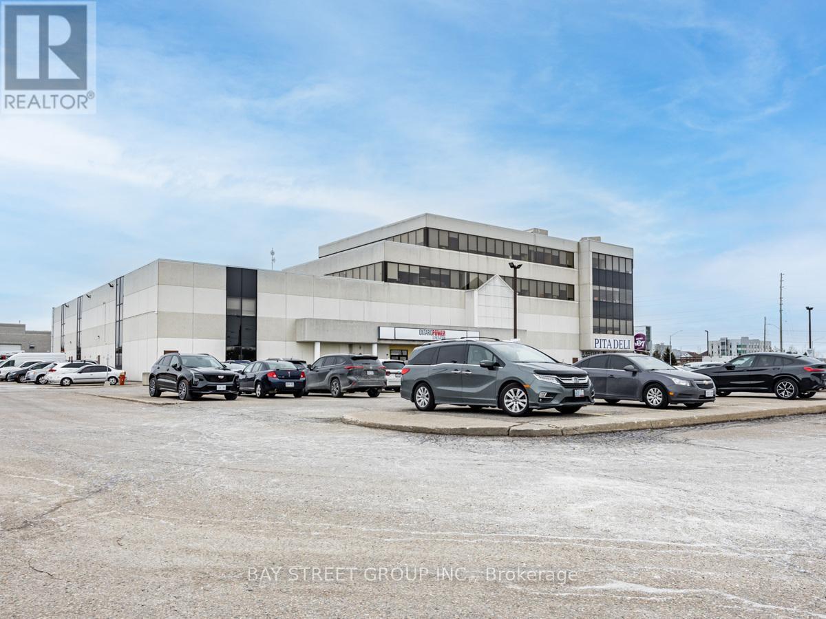 1600 Stellar Drive, Whitby, ON