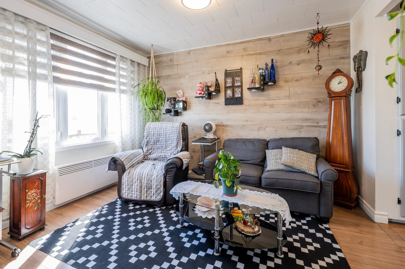 Salon - 3508 Ch. De La Montagne, Les Îles-De-La-Madeleine, QC - Indoor Photo Showing Living Room