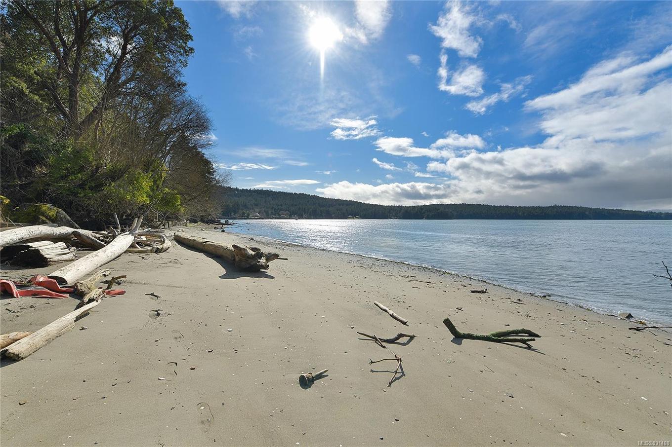 348 Georgina Point Rd, Mayne Island, BC