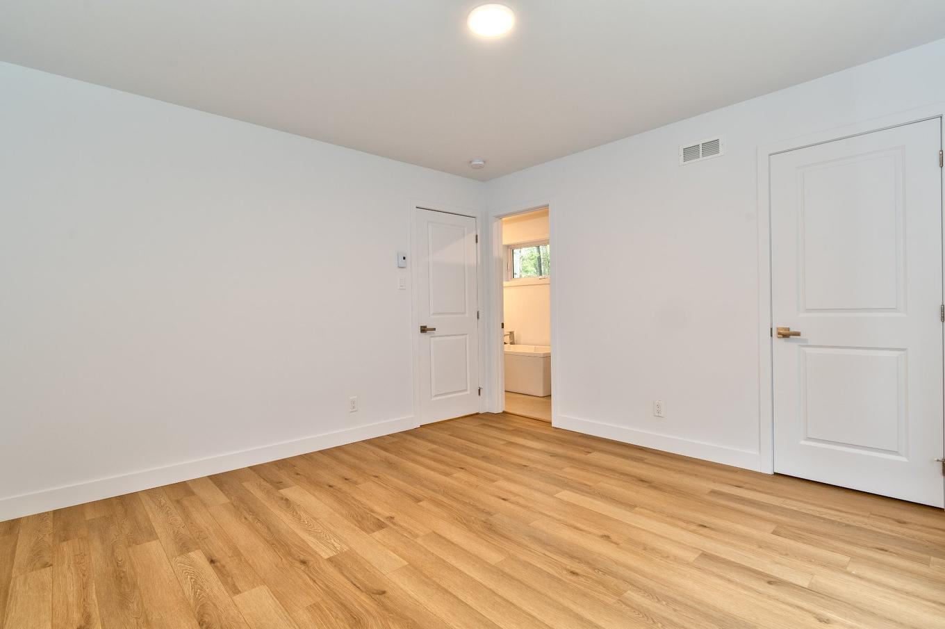 Chambre à coucher principale - 8730 Rue De Touraine, Sorel-Tracy, QC - Indoor Photo Showing Other Room