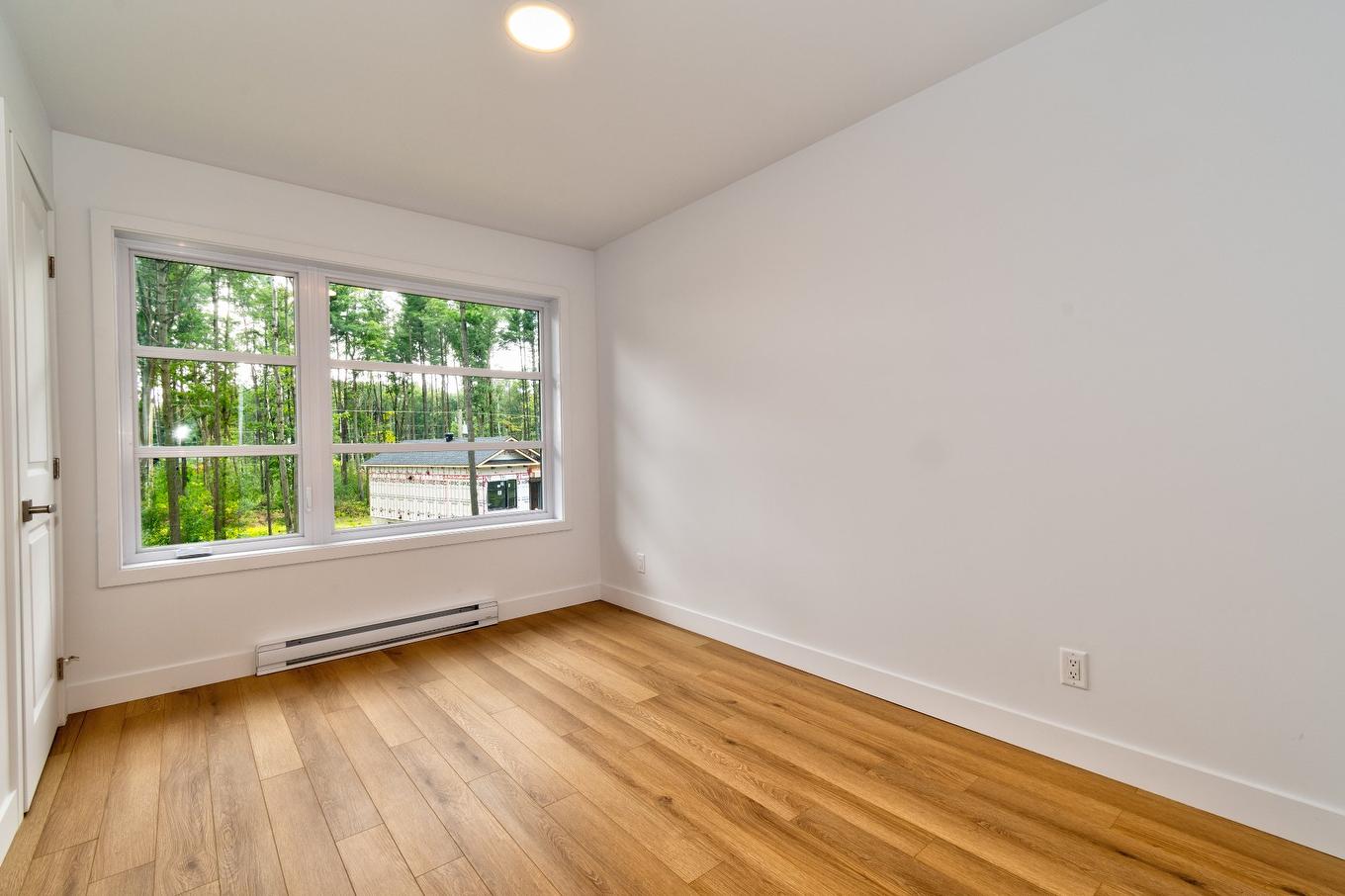 Chambre à coucher - 8730 Rue De Touraine, Sorel-Tracy, QC - Indoor Photo Showing Other Room