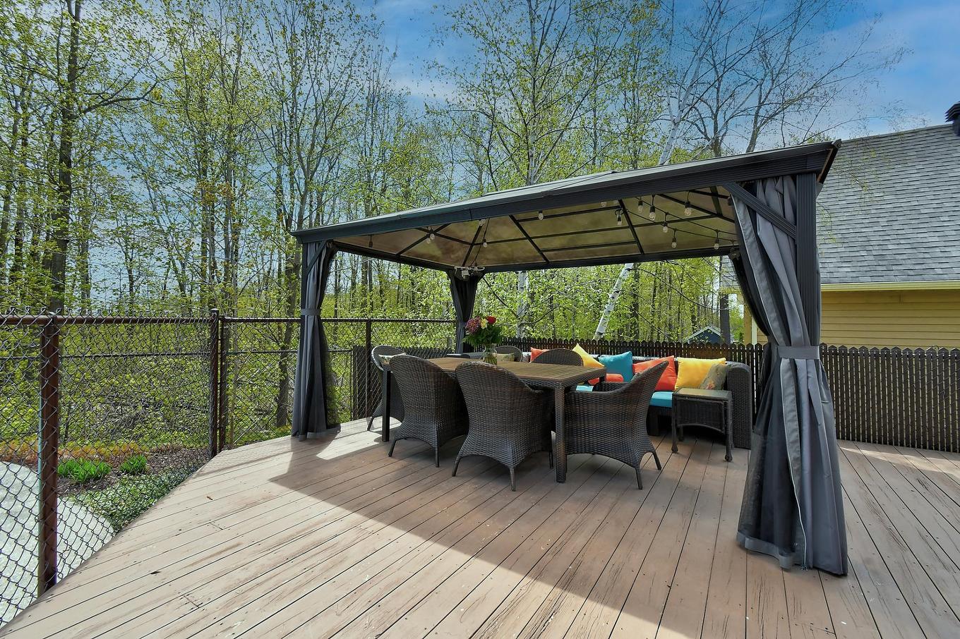 Extérieur - 381 Rue Des Eaux-Vives, Saint-Jérôme, QC - Outdoor With Deck Patio Veranda With Exterior