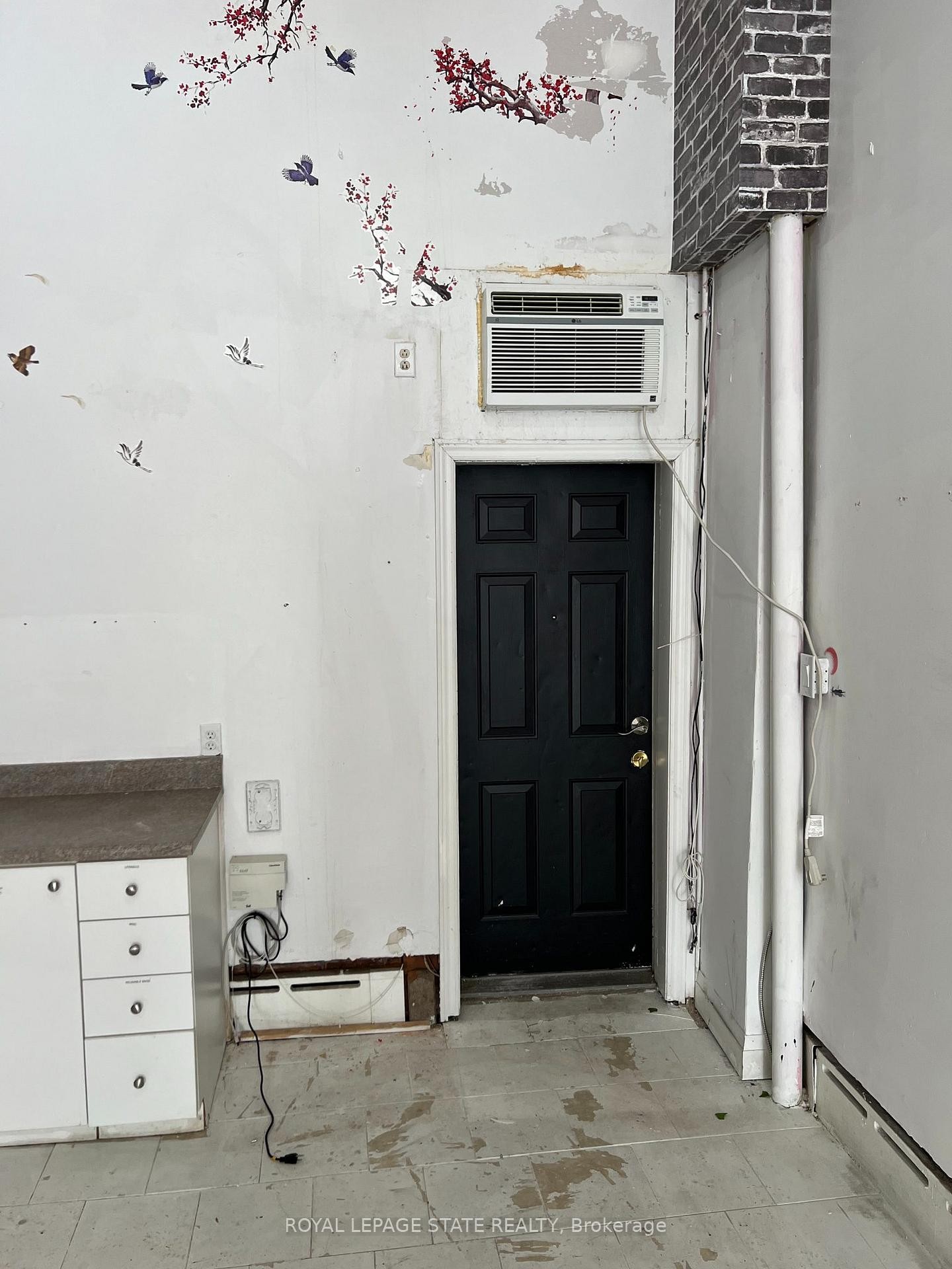 599 King Street E, Hamilton, ON