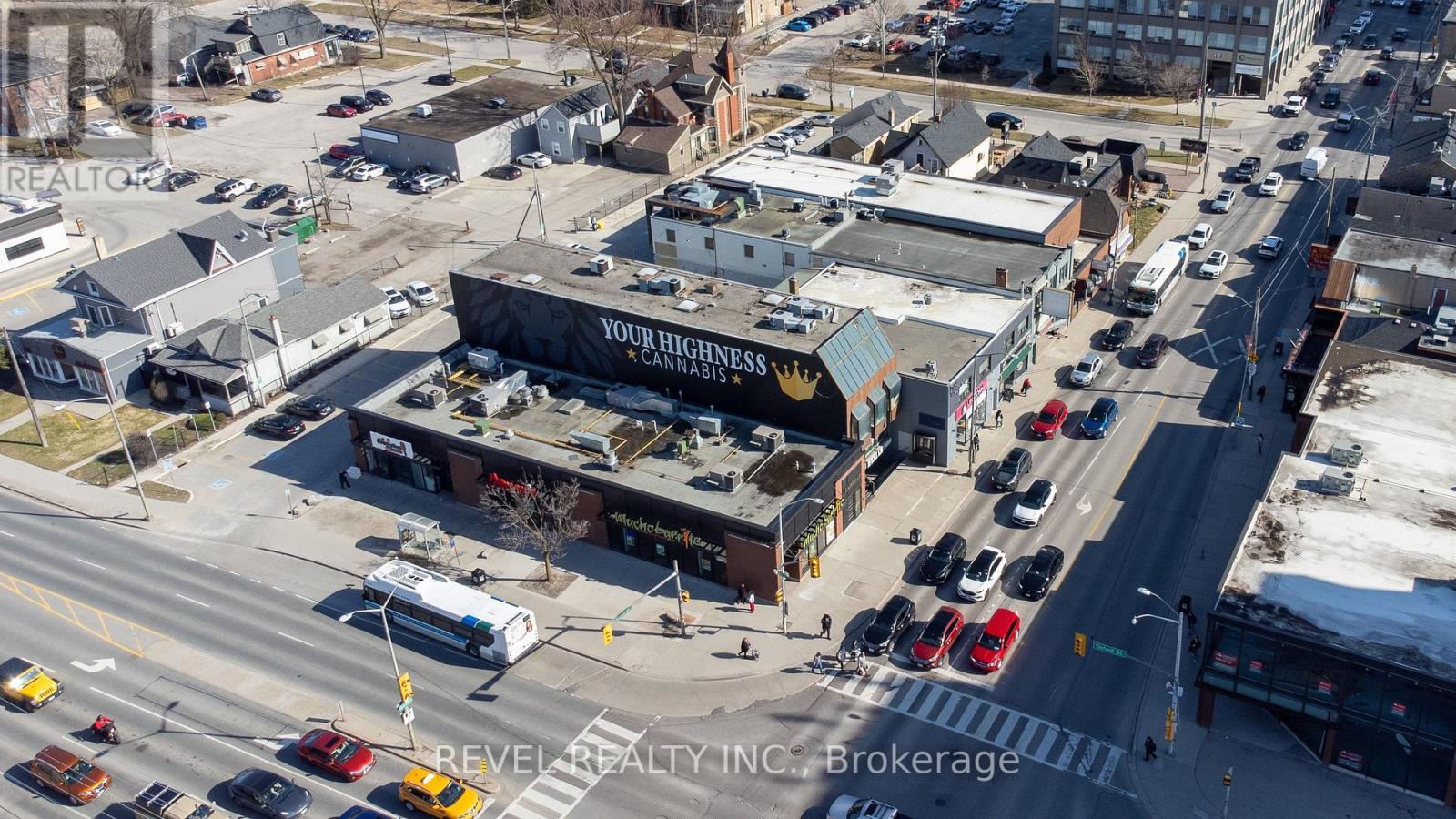 Prime location on Richmond & Oxford - 748 Richmond Street, London East (East F), ON