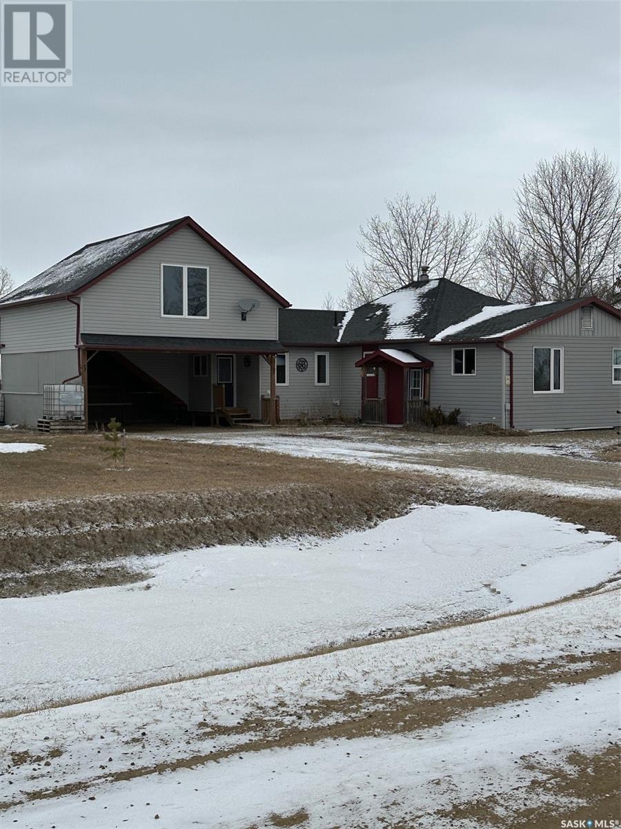 Bell Acreage, Benson Rm No. 35, SK - Outdoor