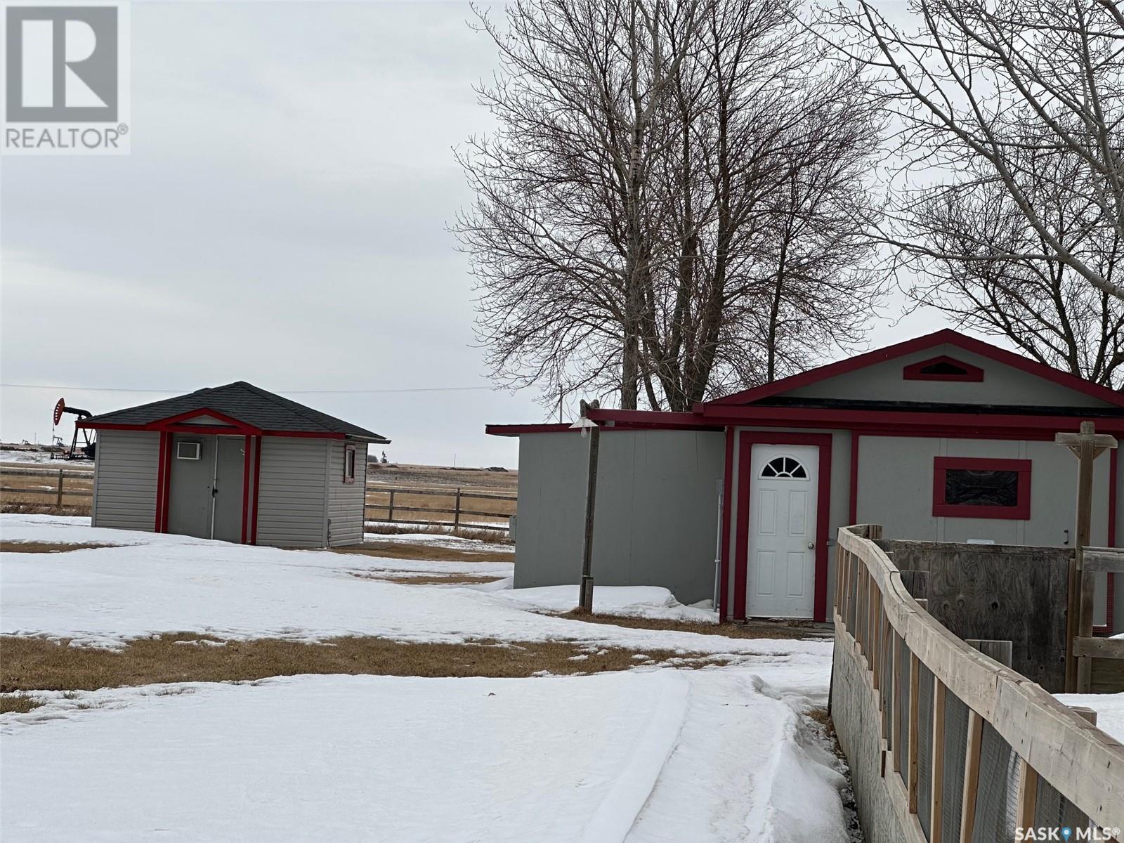 Bell Acreage, Benson Rm No. 35, SK - Outdoor