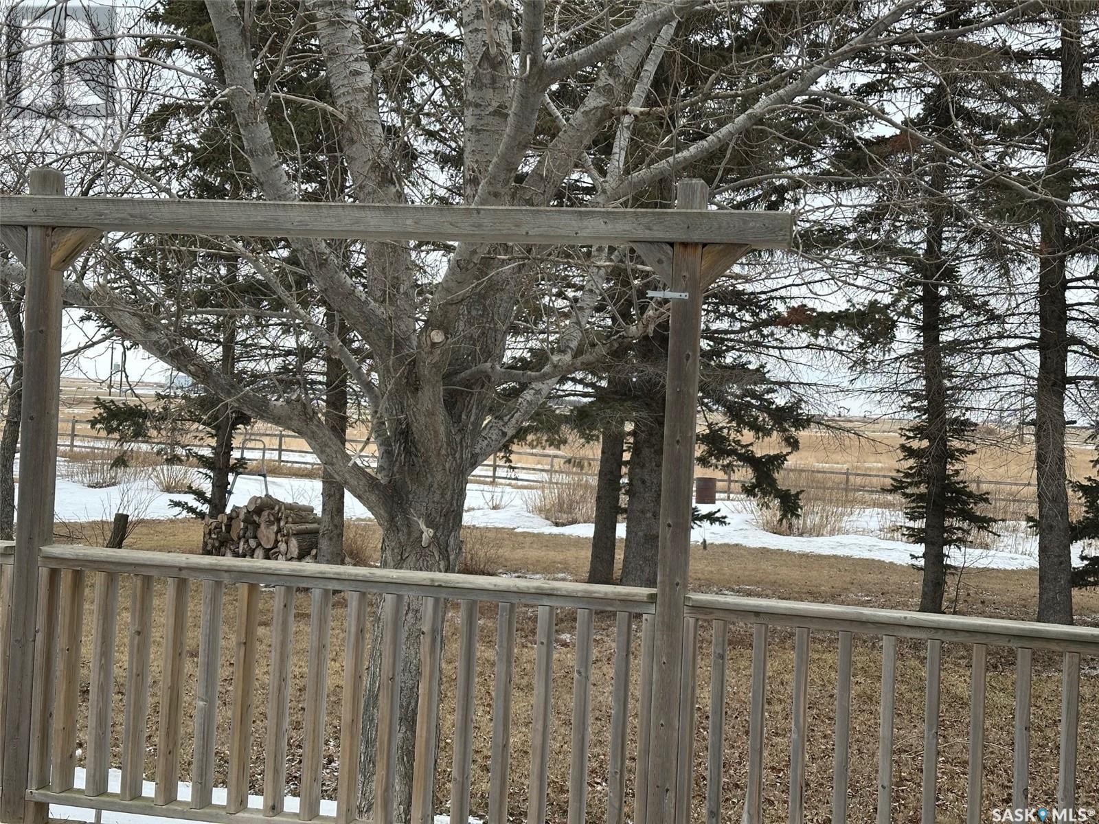 Bell Acreage, Benson Rm No. 35, SK - Outdoor