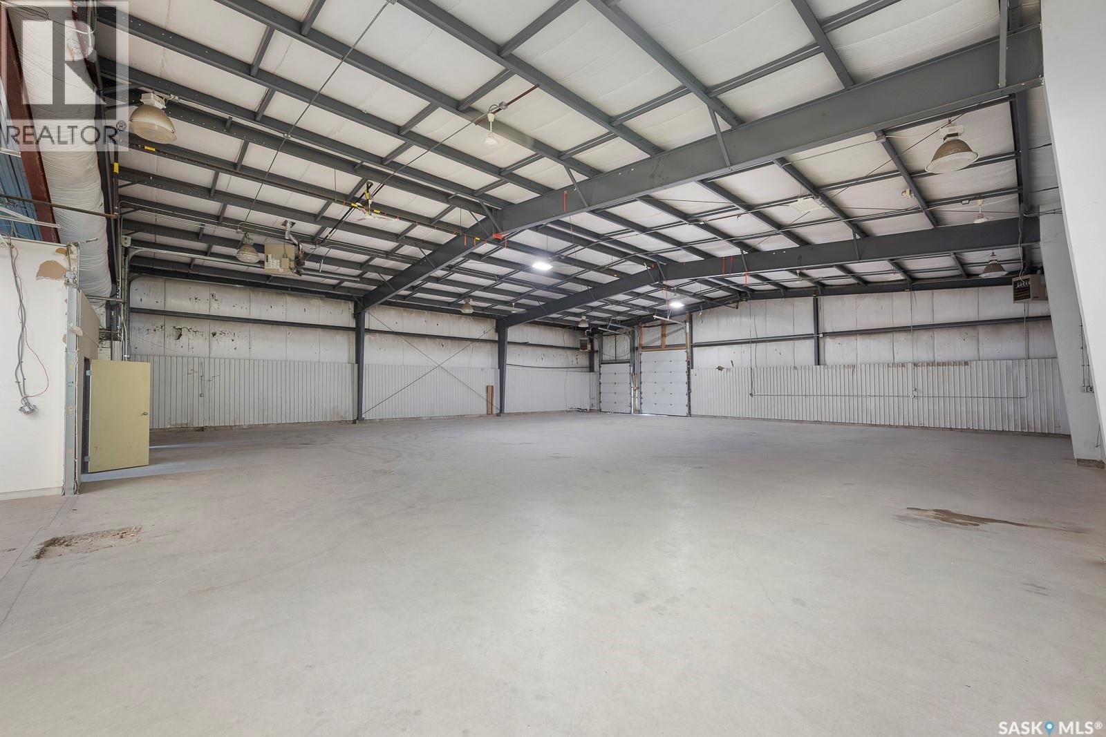 4 305 Dewdney Avenue, Regina, SK