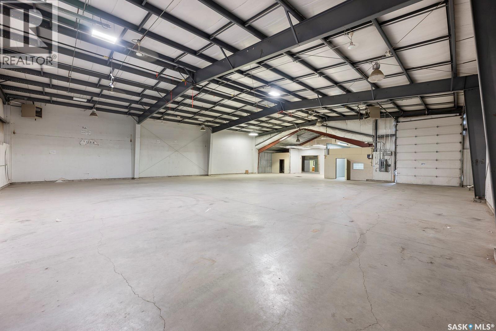 4 305 Dewdney Avenue, Regina, SK