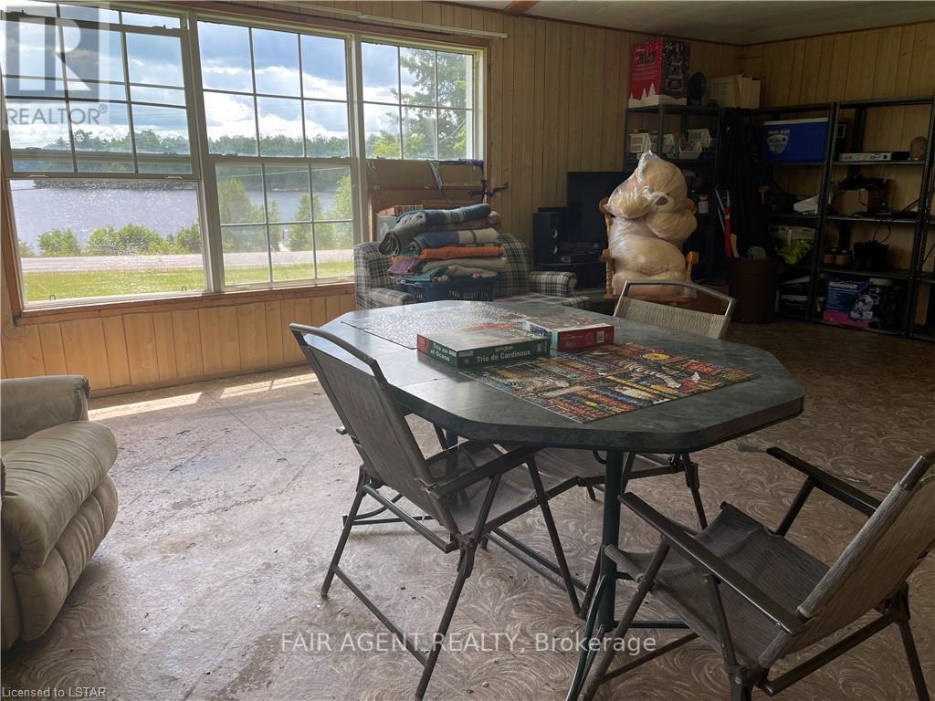 2442 Highway 520, Magnetawan, ON - Indoor