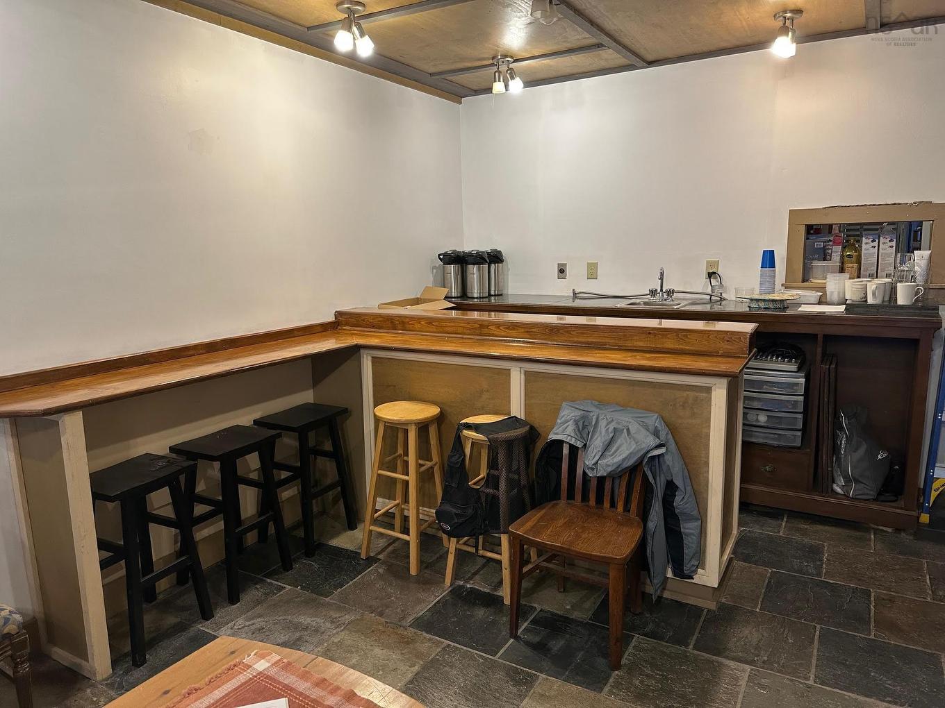 84 Portland Street, Dartmouth, NS