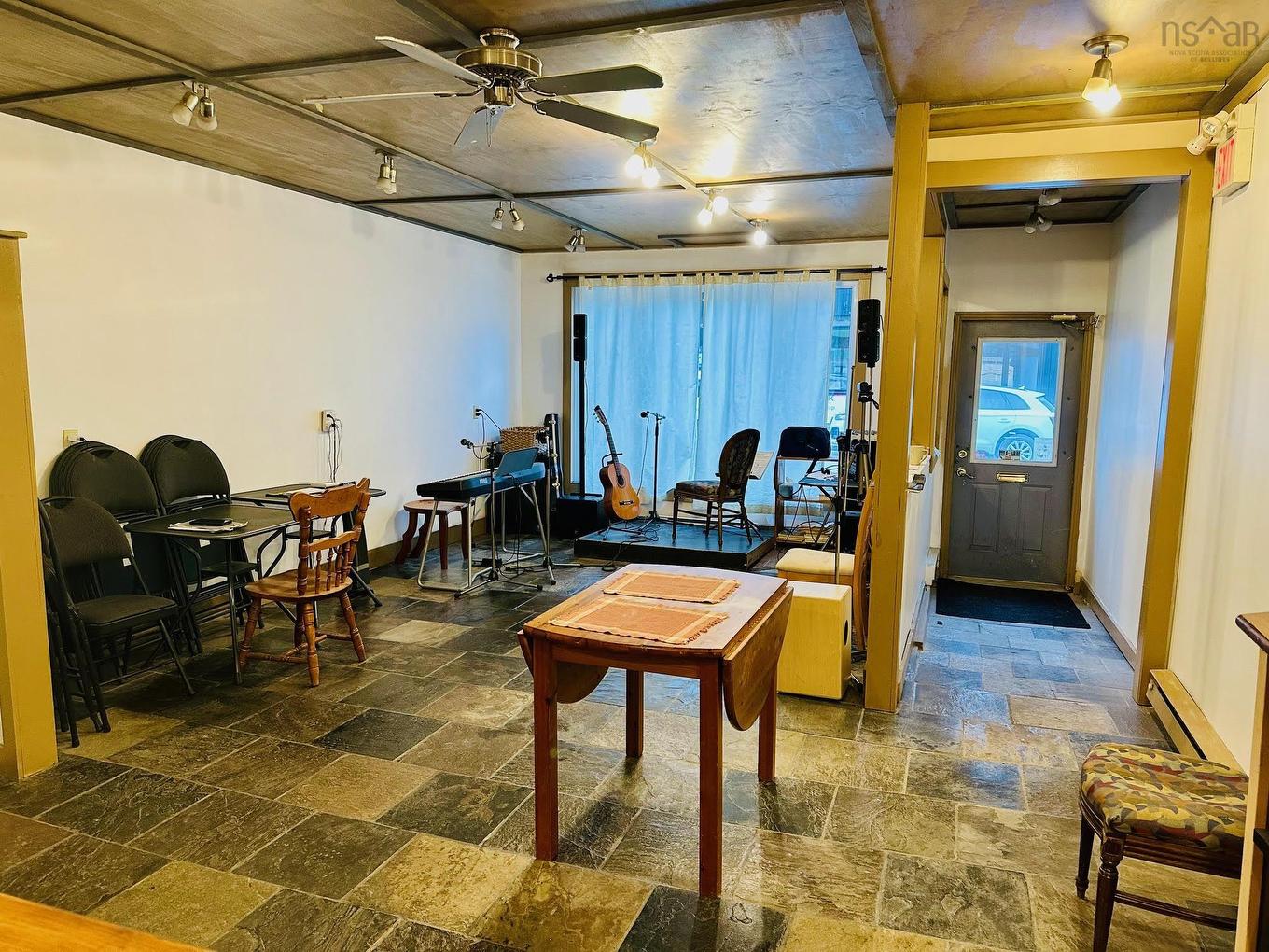 84 Portland Street, Dartmouth, NS