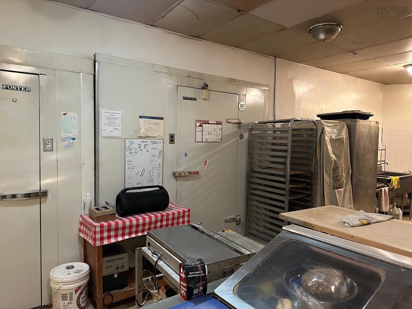 84 Portland Street, Dartmouth, NS