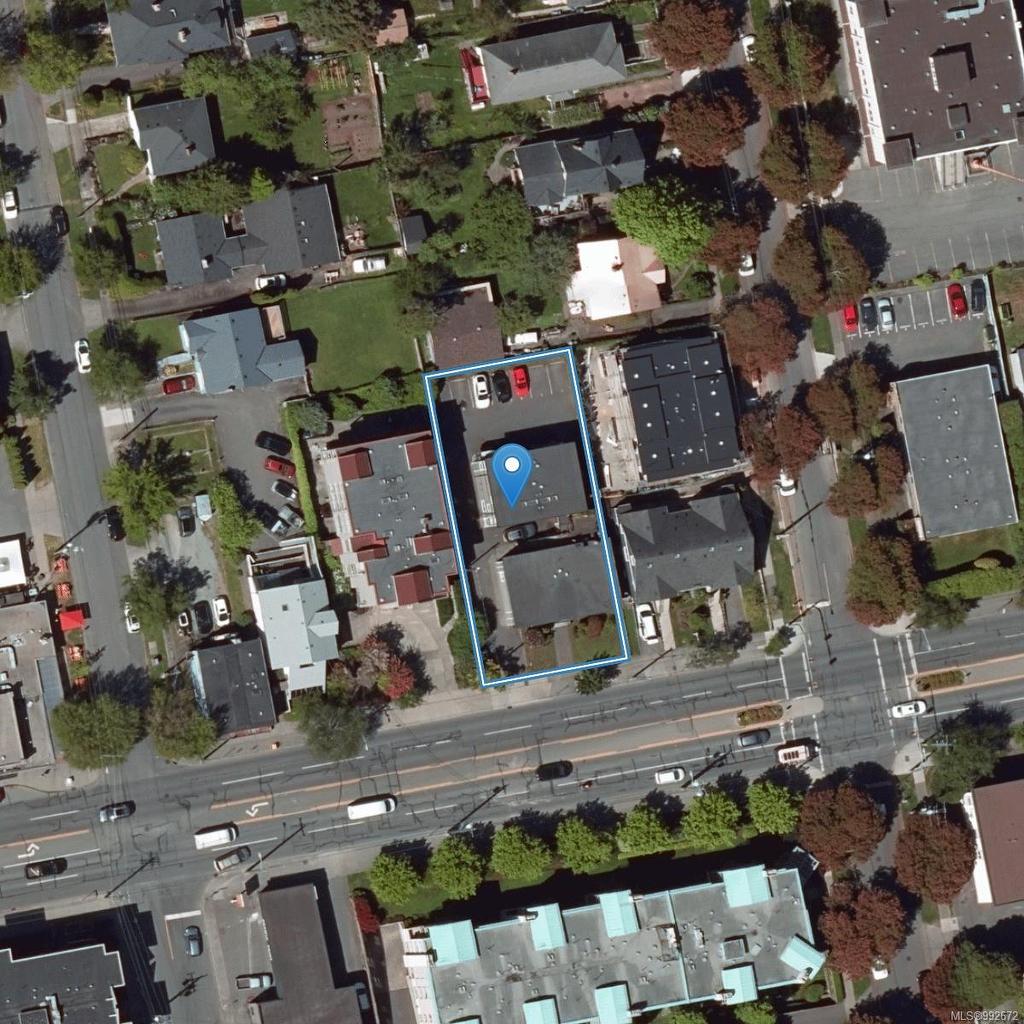 1044 Hillside Ave, Victoria, BC - With View