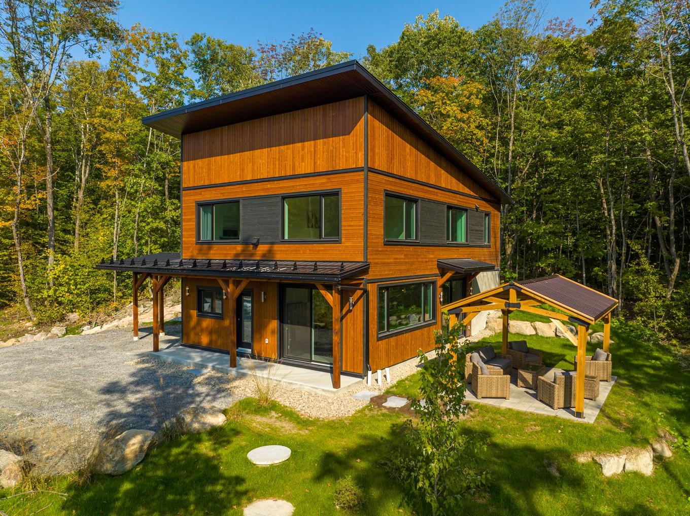 Aerial photo - 14 Ch. Des Colibris, Saint-Hippolyte, QC - Outdoor