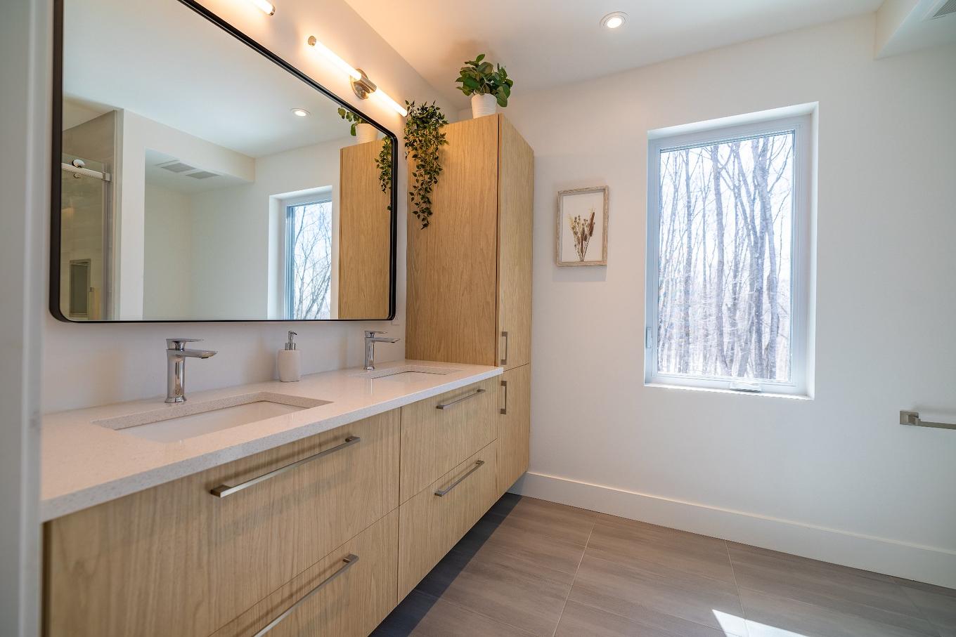 Aerial photo - 14 Ch. Des Colibris, Saint-Hippolyte, QC - Indoor Photo Showing Bathroom