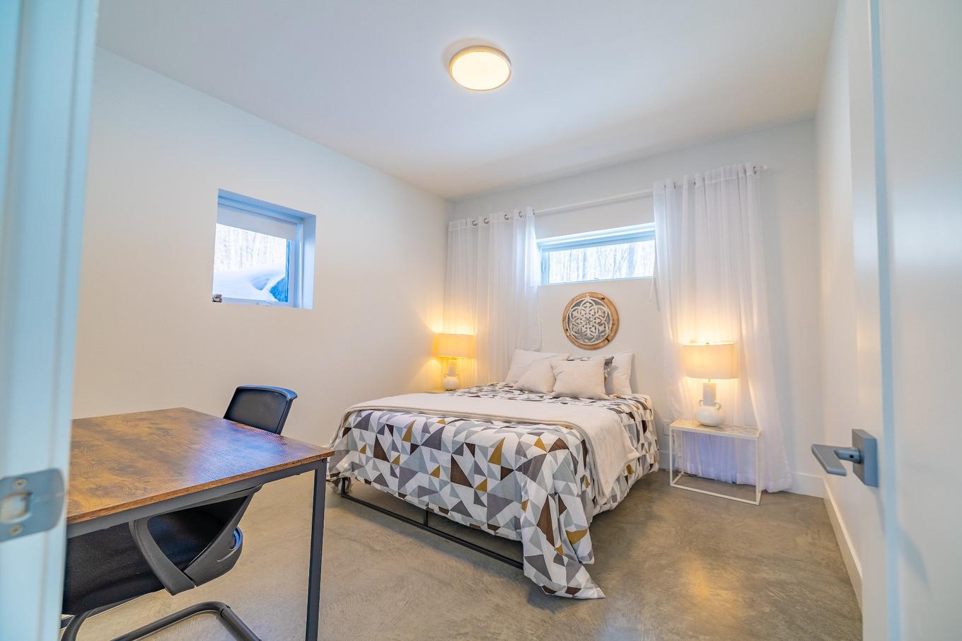 Aerial photo - 14 Ch. Des Colibris, Saint-Hippolyte, QC - Indoor Photo Showing Bedroom