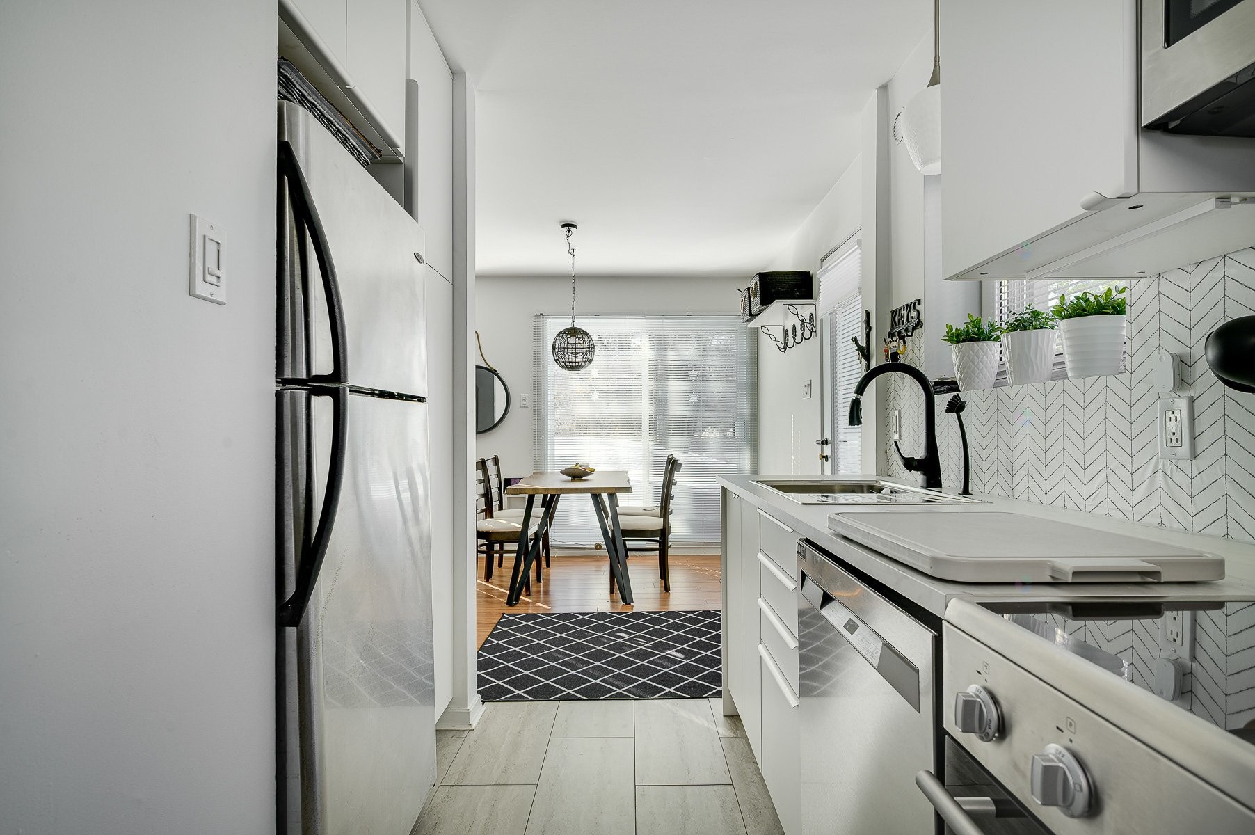 Cuisine - 101-265 Ch. Des Faîtières, Piedmont, QC - Indoor Photo Showing Kitchen
