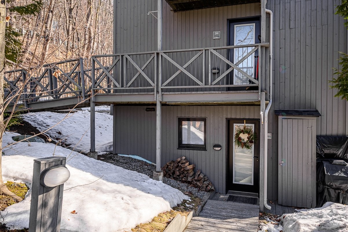 Façade - 101-265 Ch. Des Faîtières, Piedmont, QC - Outdoor With Exterior