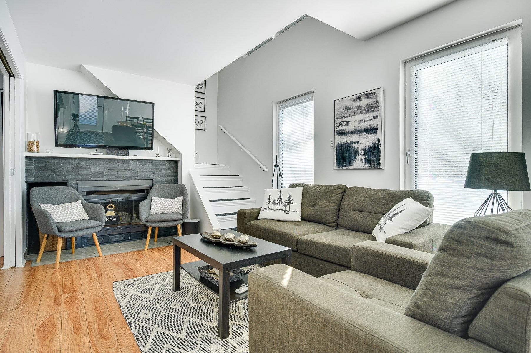 Salon - 101-265 Ch. Des Faîtières, Piedmont, QC - Indoor Photo Showing Living Room