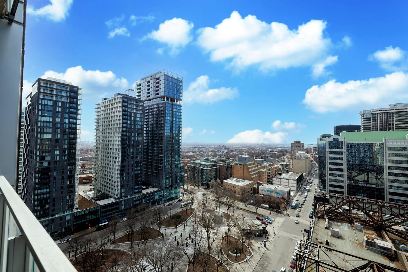 View - 2045-1414 Rue Chomedey, Montréal (Ville-Marie), QC - Outdoor With View