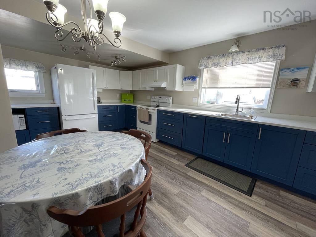 15715 Cabot Trail, Chéticamp, NS