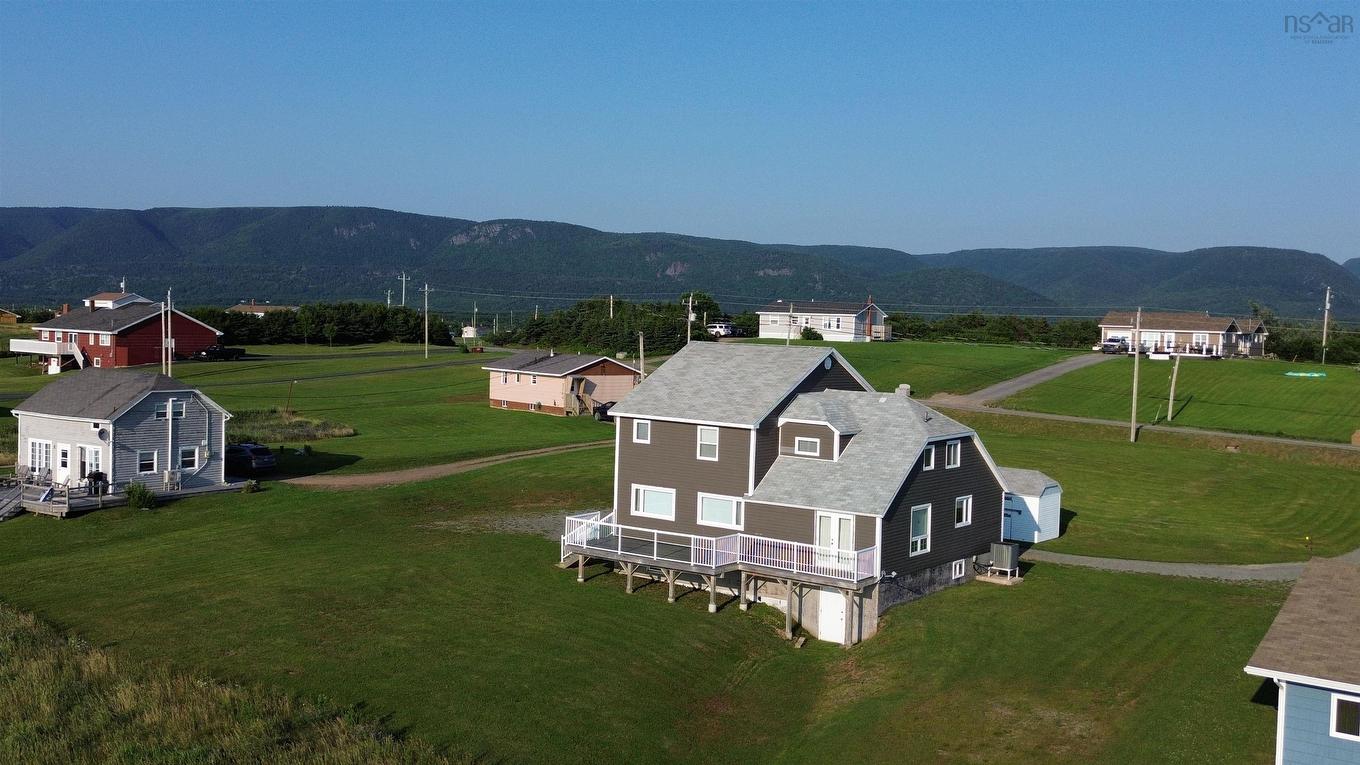 15715 Cabot Trail, Chéticamp, NS
