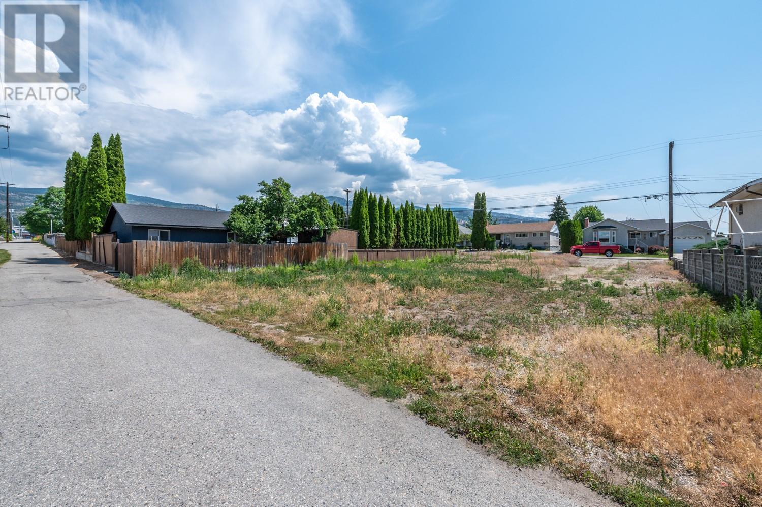 79 Okanagan Avenue W, Penticton, BC