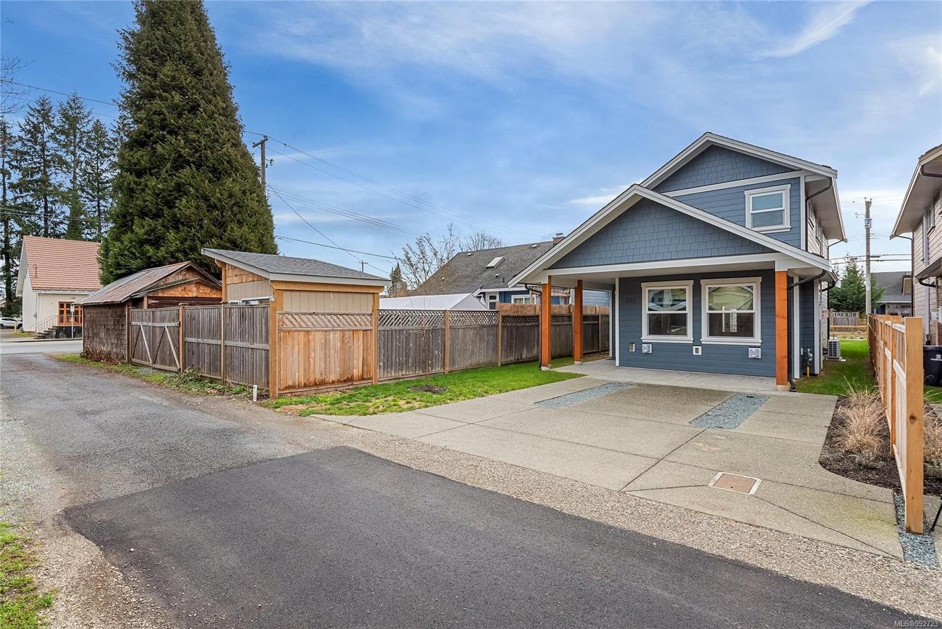 635 5Th St, Courtenay, BC