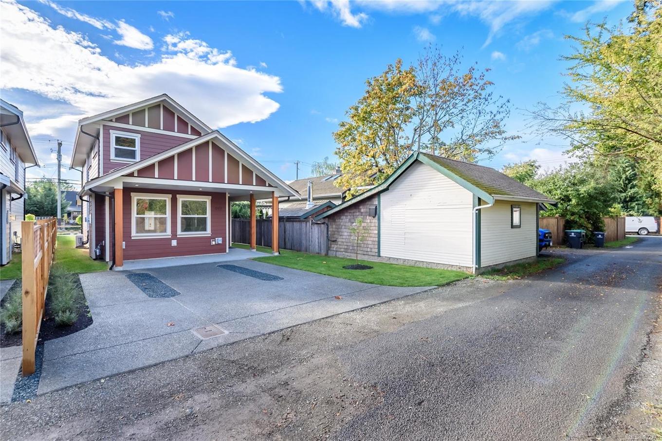 649 5Th St, Courtenay, BC