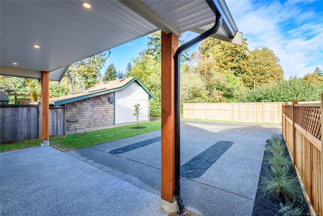 649 5Th St, Courtenay, BC