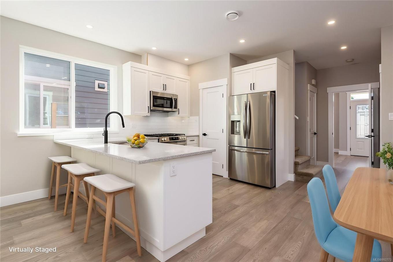 649 5Th St, Courtenay, BC