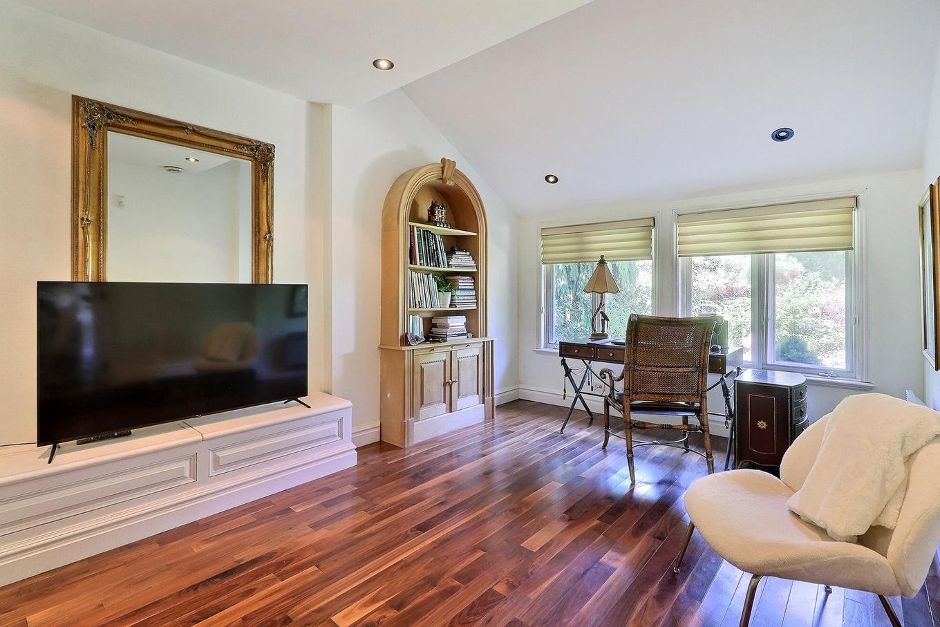 Bedroom - 1235 Rue Des Éperviers, Longueuil (Le Vieux-Longueuil), QC - Indoor Photo Showing Living Room