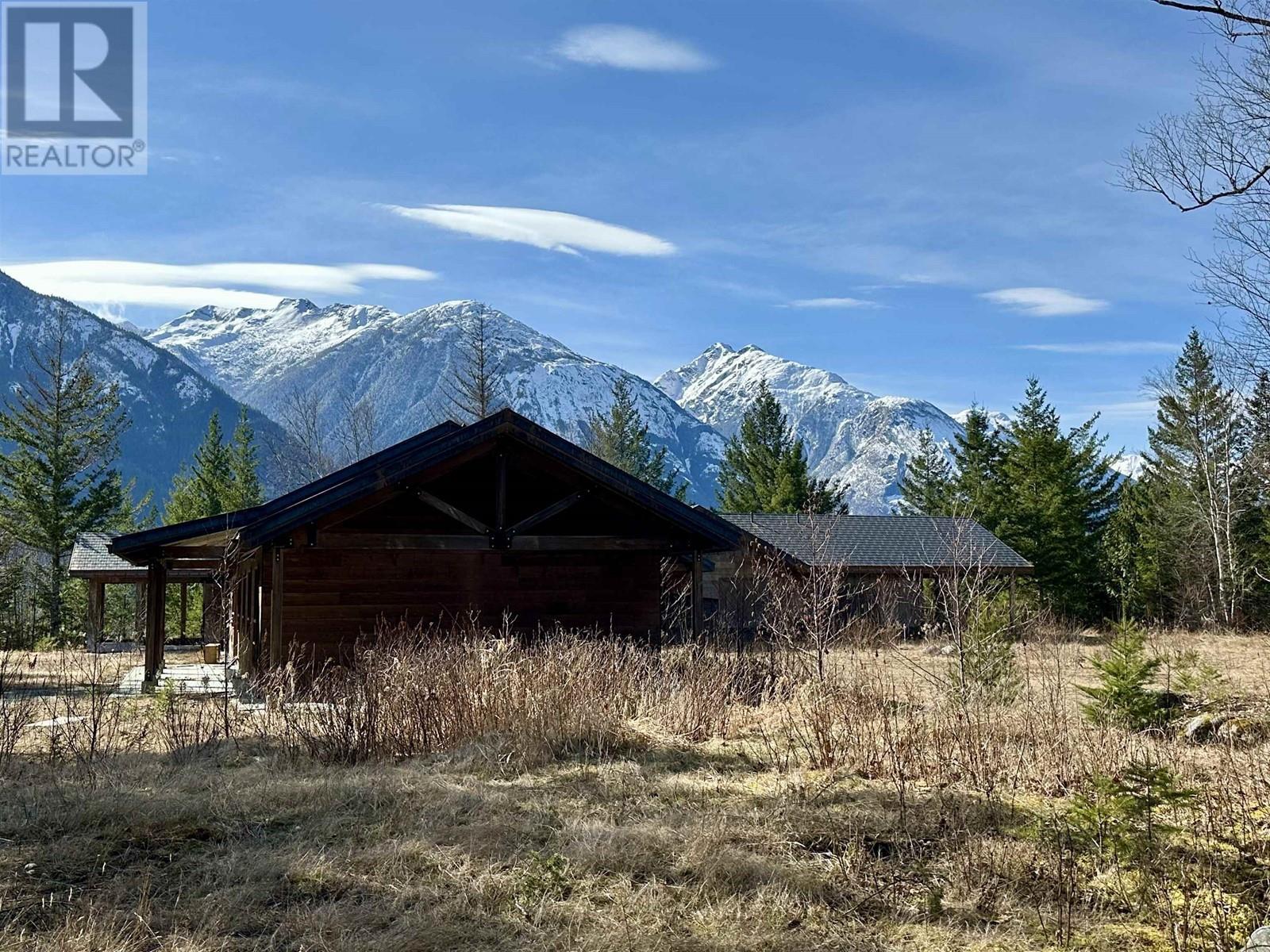 2712 Egan Road, Bella Coola, BC - Outdoor
