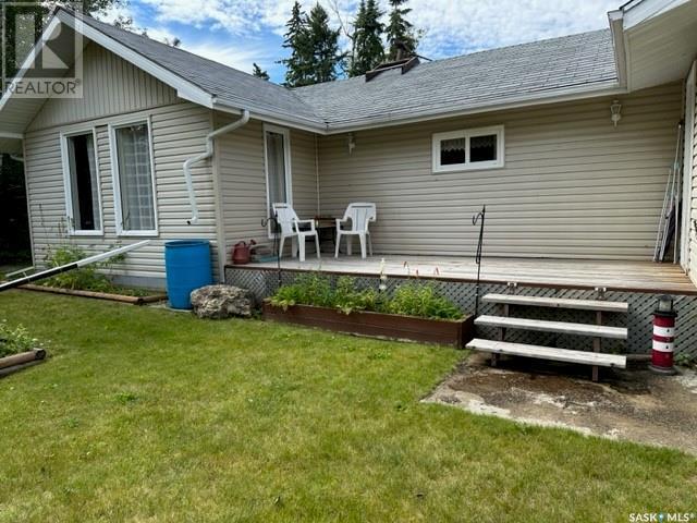 711 Waskos Drive, Northern Admin District, SK - Outdoor With Deck Patio Veranda With Exterior