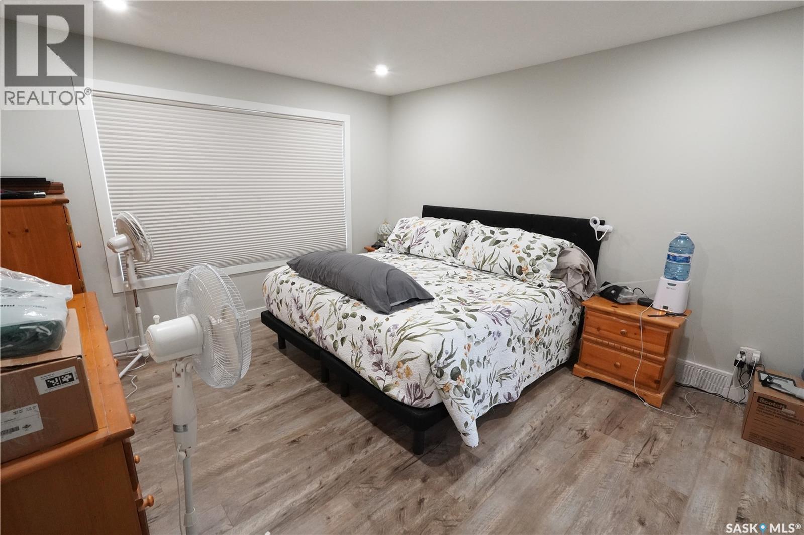 44 Crescent Drive, Avonlea, SK - Indoor Photo Showing Bedroom