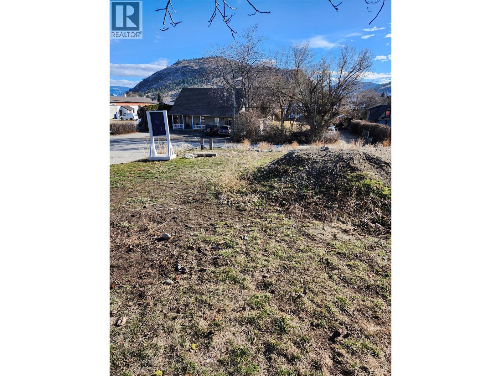 9700 Julia Street, Summerland, BC