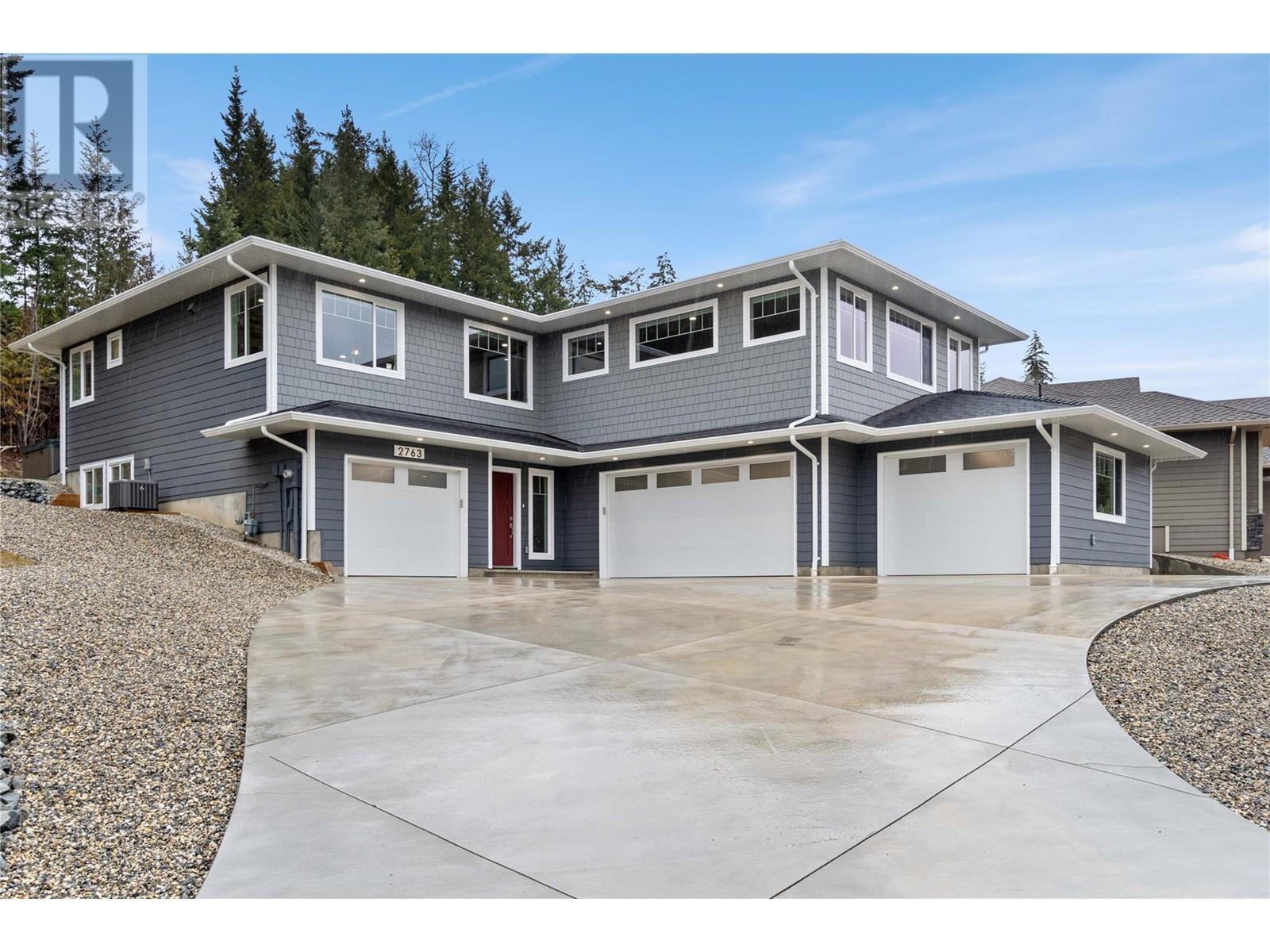 2763 Valleyview Drive, Blind Bay, BC - Outdoor