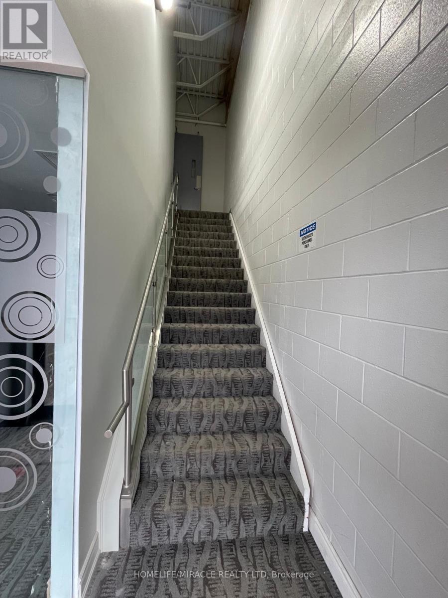 7195 Tranmere Drive, Mississauga, ON